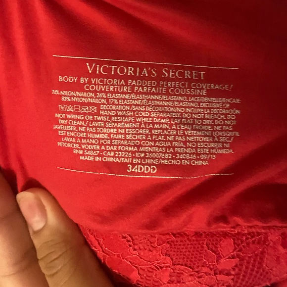 Victoria’s Secret 34DDD Bra - Picture 2 of 2